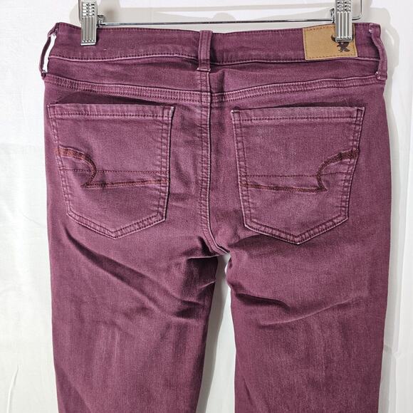 American Eagle Outfitters Womens Maroon Jeggings Skinny Stretch Sz 4 Distressed - Picture 6 of 12